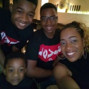 Meet your Posher, Melissa